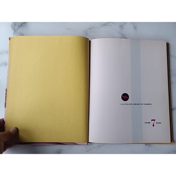 Family Circle Illustrated Library Of Cooking Volume 7 - Picture 3 of 10